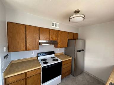 Main picture of 3012 E Cicero St Apartments