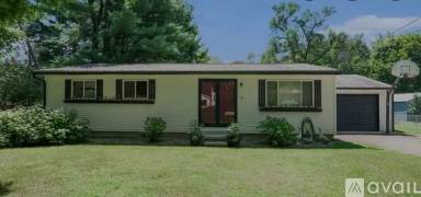 Main picture of 747 W G Ave