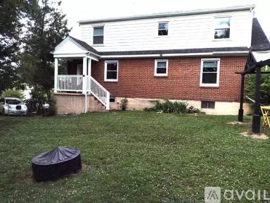 Main picture of 1302 Staunton Ave NW