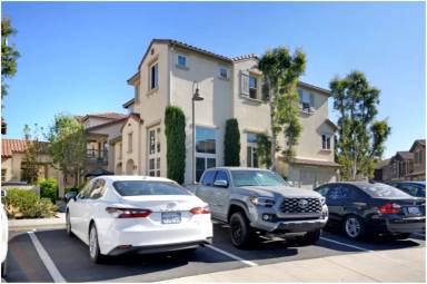 Main picture of 348 W Cork Tree Dr