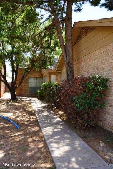 Main picture of 5547 93rd St