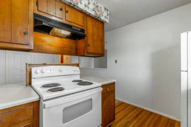 Main picture of 95 Knollwood Dr