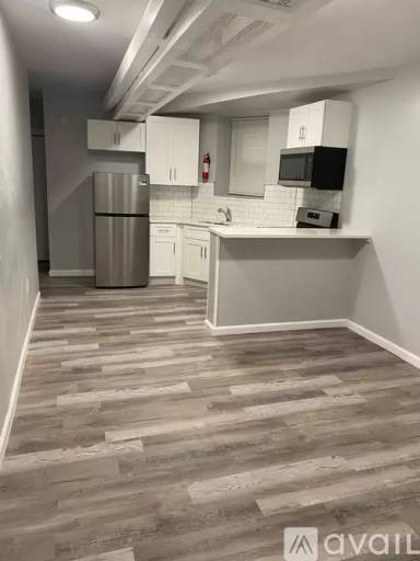 Main picture of 310 60th St