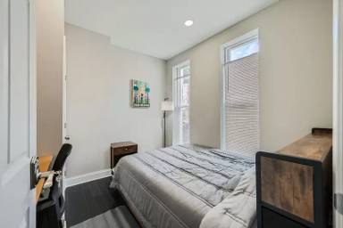 Main picture of 1019 E Preston St