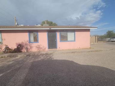 Main picture of 4310 E Glenn St