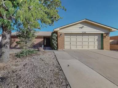 Main picture of 5709 Equestrian Ct NW