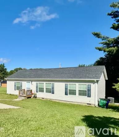 Main picture of 1195 Mahone St