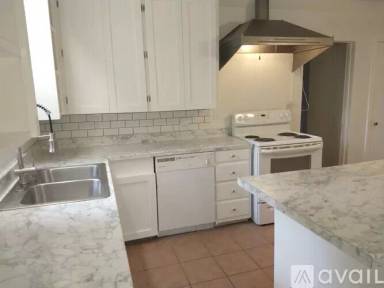 Main picture of 506 W 29th St