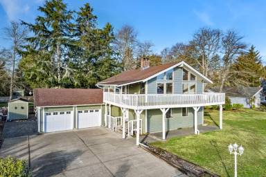Main picture of 223 Olympic View Ave NE