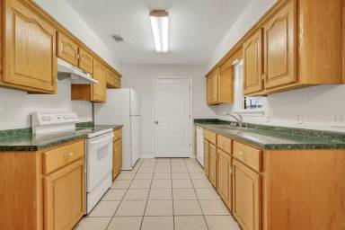 Main picture of 4618 Empire Rd