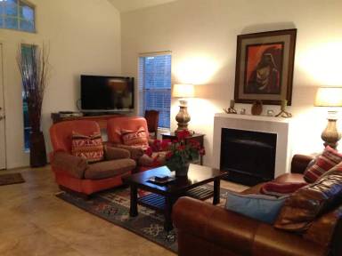Main picture of 1 E Village Cir