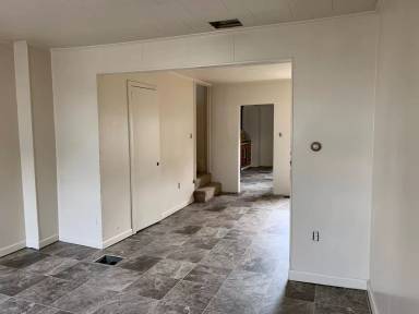 Main picture of 335 N East St