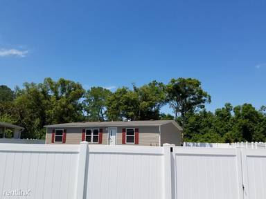 Main picture of 4660 Chicadee Ave