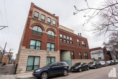 Main picture of 2343 N Greenview Ave