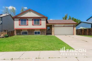 Main picture of 875 Daffodil St