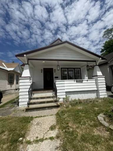 Main picture of 1437 Richard St