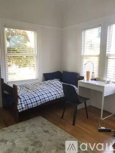 Main picture of 1801 Milvia St