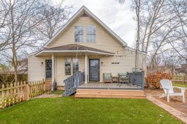 Main picture of 126 39th Ave N