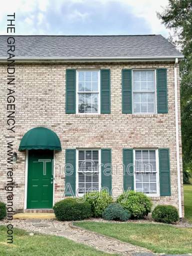 Main picture of 102 Lakehurst Ave