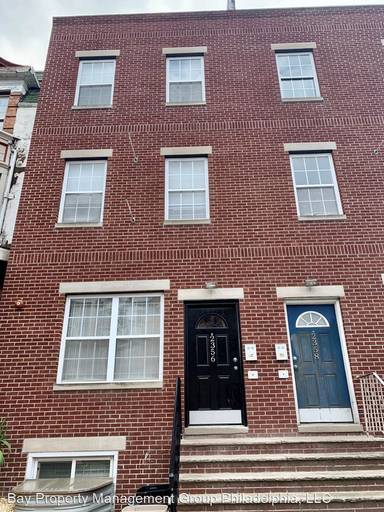 Main picture of 2356 N Park Ave