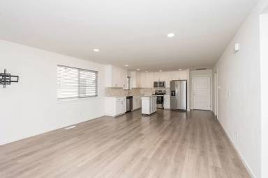 Main picture of 14385 100th Ave SE