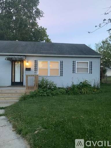 Main picture of 811 E Pike St