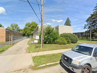 Main picture of 17175 Redford St