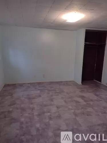 Main picture of 13119 N Florida Ave