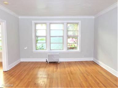 Main picture of 1525 W Estes Ave