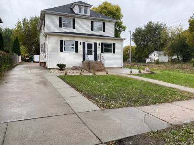 Main picture of 801 S Phillips Ave