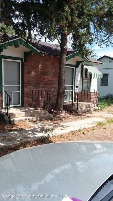 Main picture of 1322 W 17th St