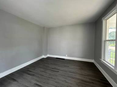 Main picture of 1834 Dixwell St