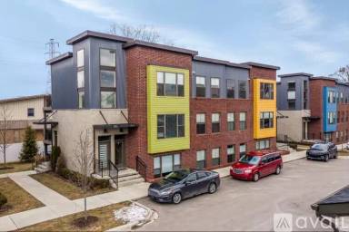 Main picture of 1230 Diamond Ct
