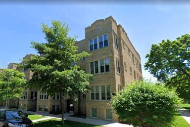 Main picture of 1919 W Argyle St