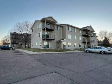 Main picture of Belleville Pointe Apartments