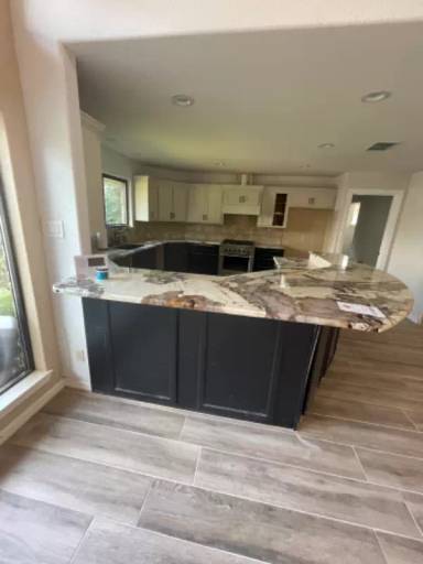 Main picture of 2000 Water Edge Custom Home