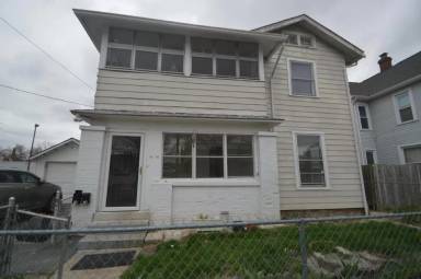Main picture of 16 N Whittier Pl