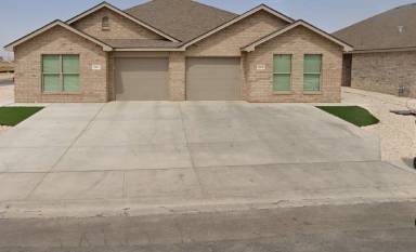 Main picture of 2101 N Texas Ave