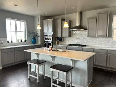Main picture of 529 W 130th Ave