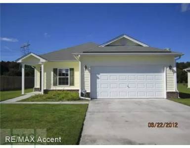 Main picture of 80 Evergreen Oak Dr
