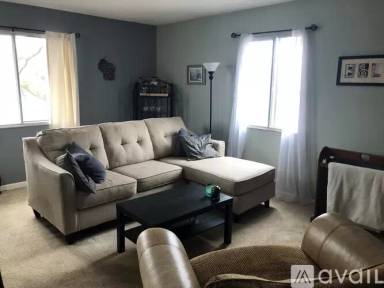 Main picture of 1291 Forsythe Ave