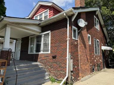 Main picture of 13544 Mendota St