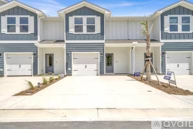 Main picture of 37 Sparrow Ave