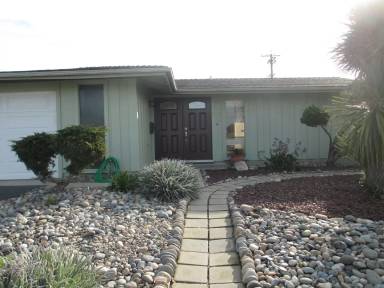 Main picture of 1100 Gardenia St