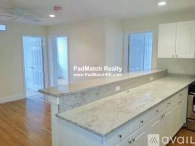 Main picture of 316-328 Saint Paul St