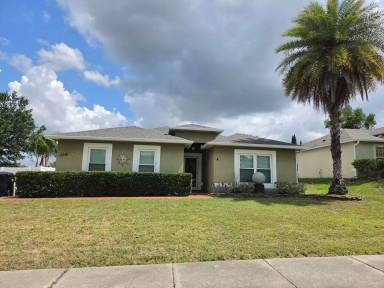 Main picture of 2215 Kingscrest Cir
