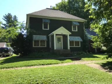 Main picture of 706 S Broadway Ave