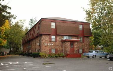 Main picture of 745 Main St