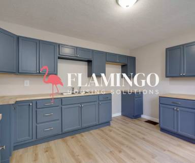 Main picture of 323 S Jersey St