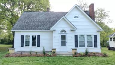 Main picture of 1522 Wilson W Lee Blvd